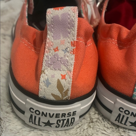 Converse Chuck Taylor All Star Vibrant Orange low top Sneakers - Picture 3 of 5
